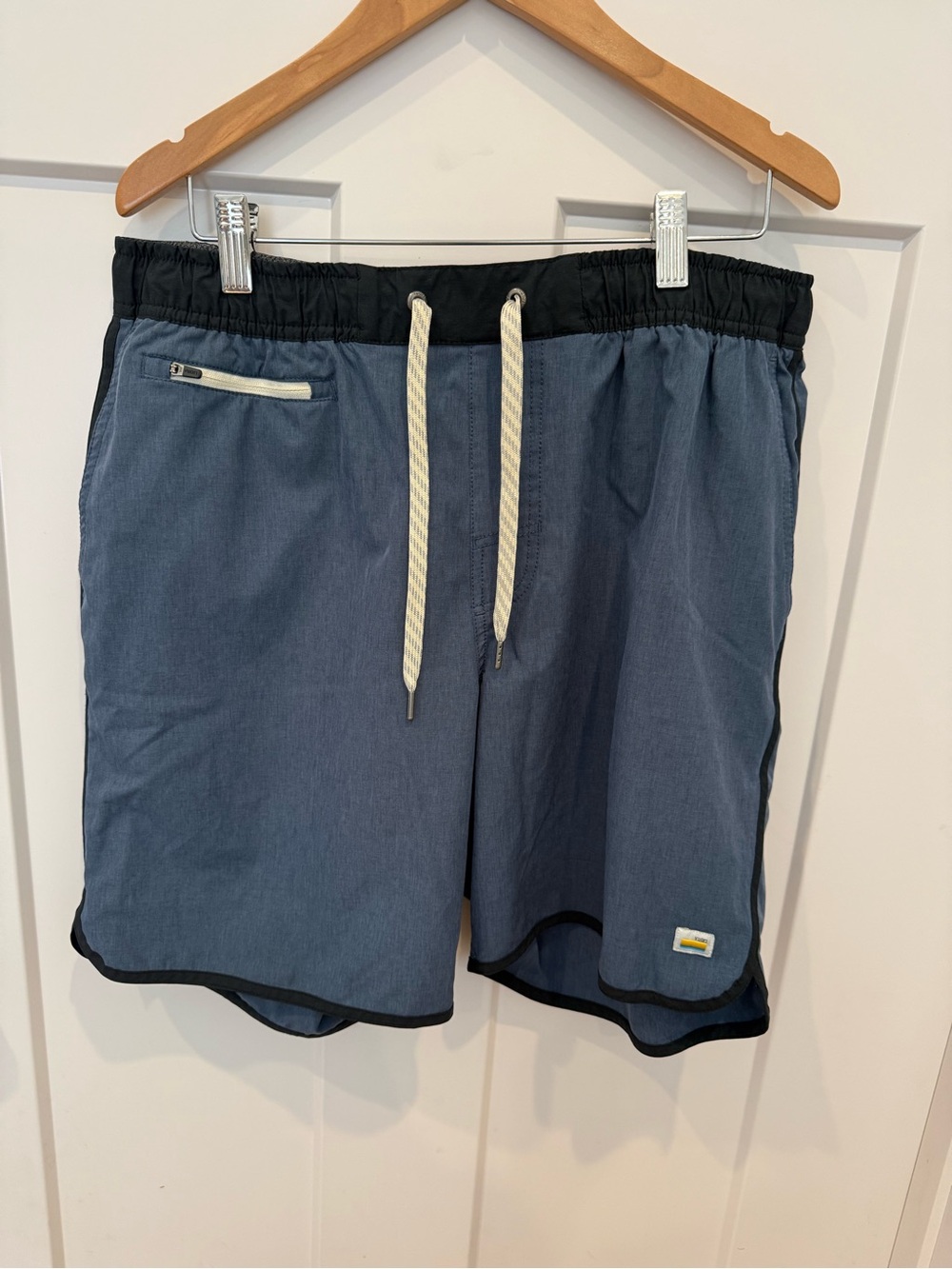 Men's Vuori Banks Athletic Shorts